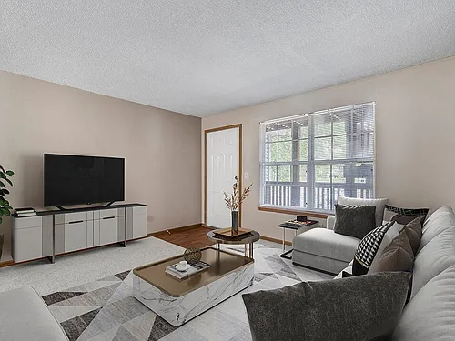 Alexandra Apartments Photo 1