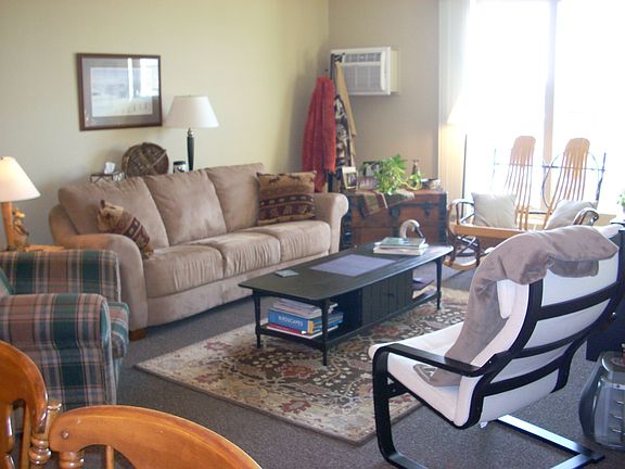 Spacious Living Room