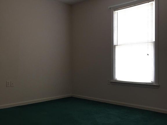 5th image of 100 Lanier Dr APT 6