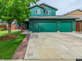 1018 S 10th St, Lebanon, OR 97355