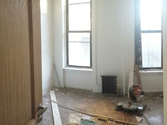 4th image of 2106 Regent Pl APT B1