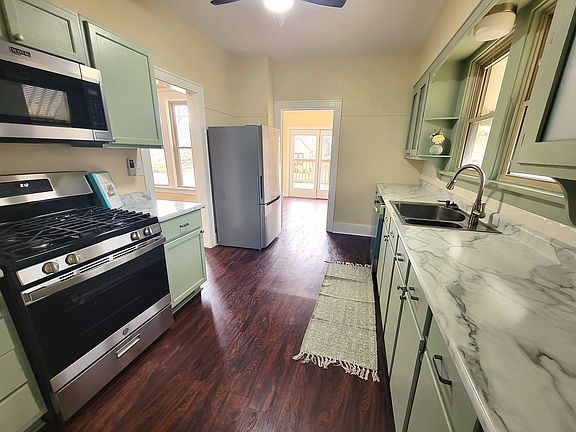 5th image of 1301 Campbell Ave