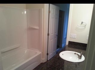 1177 Harrington Ave NE APT 304, Renton, WA 98056