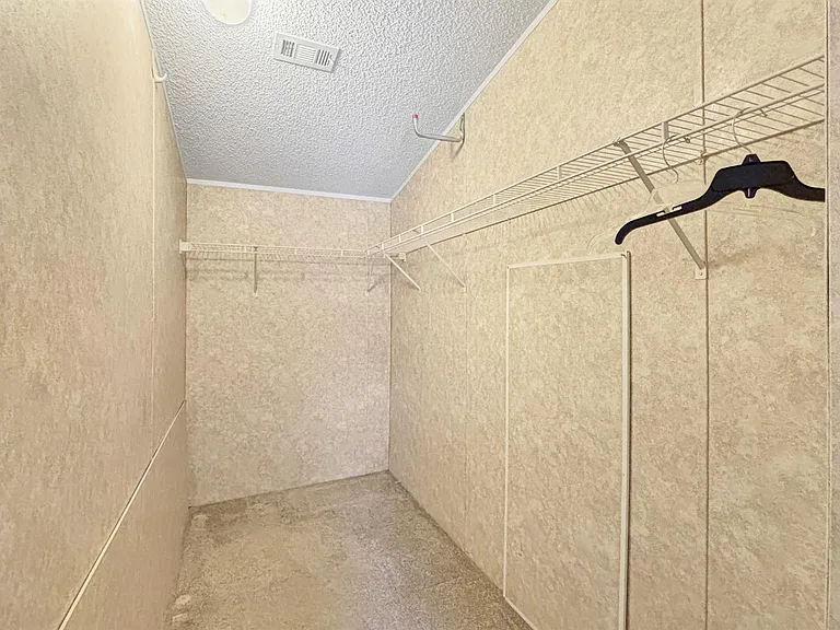 7568 SE Swan Ave — Photo 15