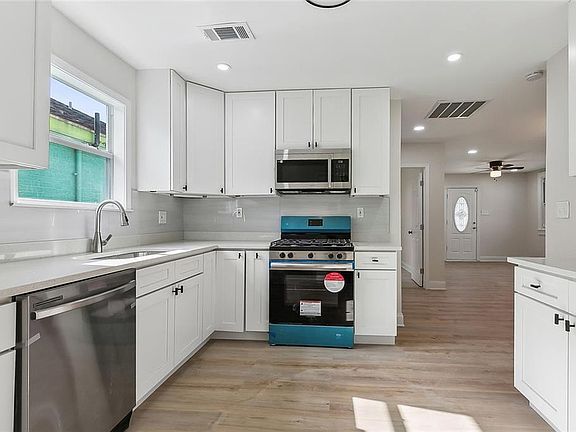 5th image of 1520 Franklin Ave