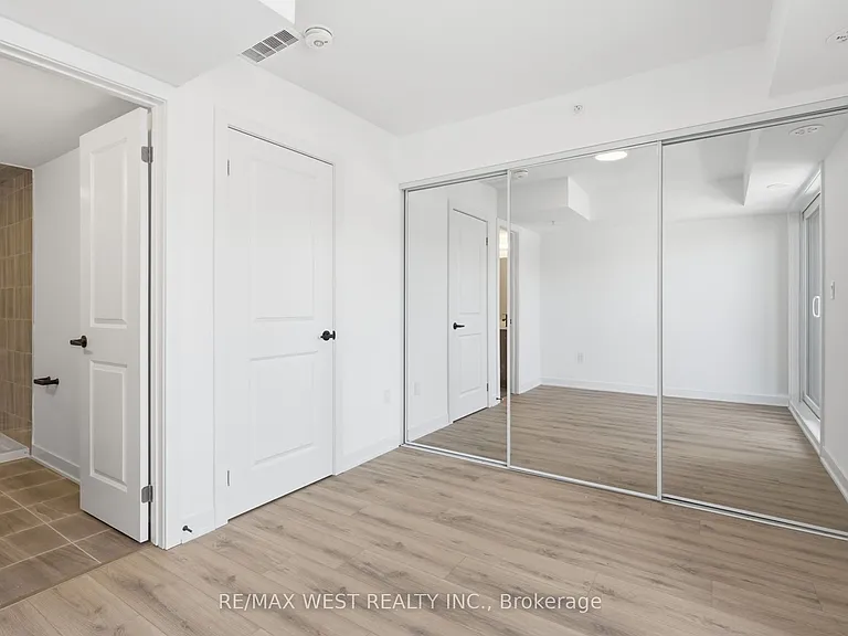 521 Big Bay Point Rd #7 — Photo 16