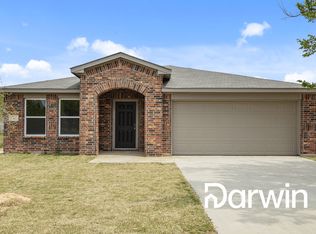 316 Backlash Dr, Mabank, TX 75156