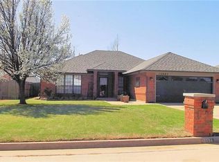 12004 NW 7th St, Yukon, OK 73099