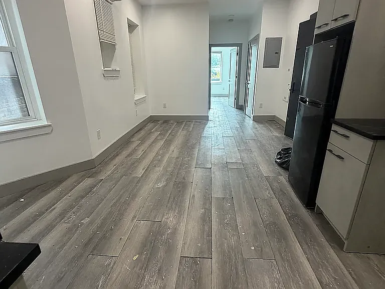 2 bed, 850 sqft, $2,495 — Photo 3
