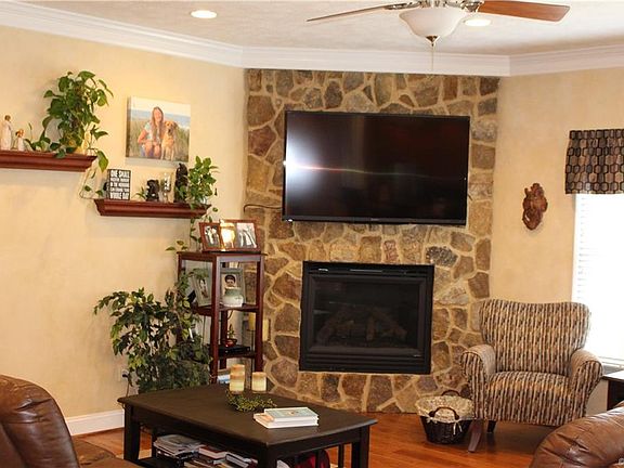 4th image of 10124 Lindsay Meadows Dr