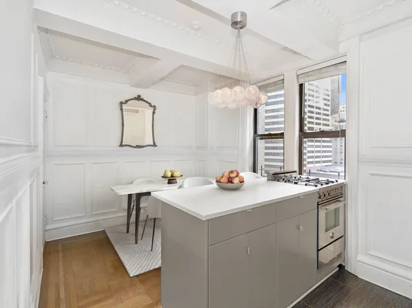 200 West 54th Street 12 image 2 of 12