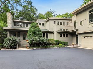 5311 Lee Ave, Downers Grove, IL 60515