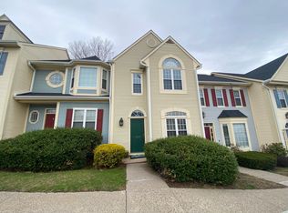 104 Cambridge Cmns #104, Middletown, CT 06457