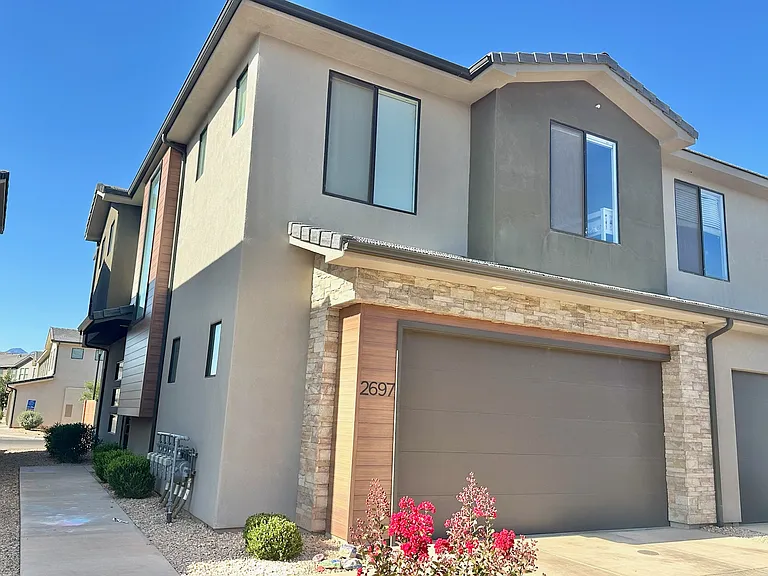 2697 E Rain Tree St — Photo 4