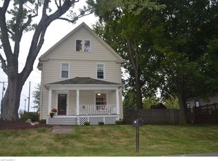 202 Edwin St NW, Hartville, OH 44632