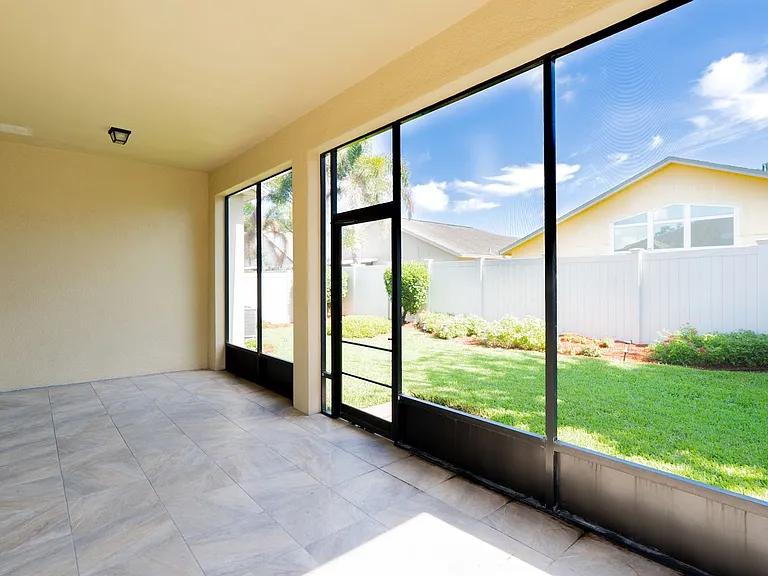 10667 Cardera Dr — Photo 5