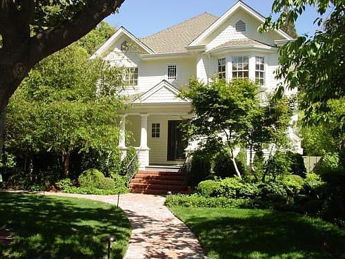 1st image of 35 Clark Dr