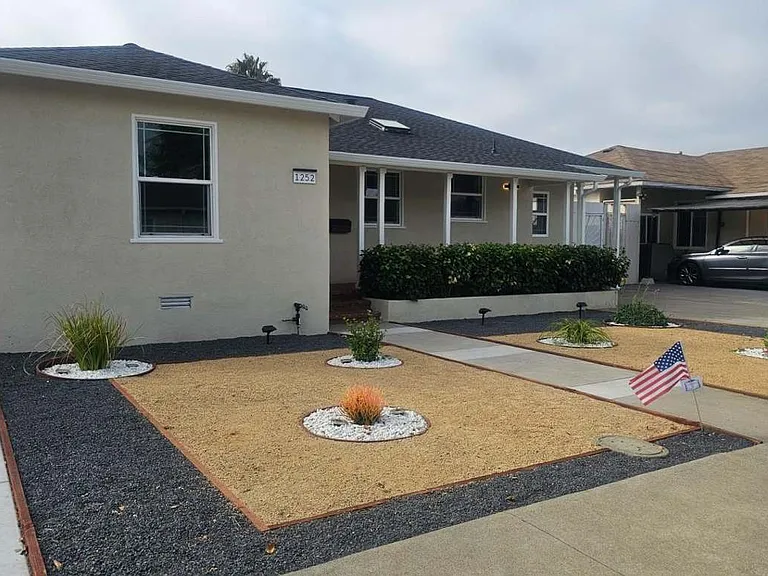 1252 Margery Ave — Photo 11