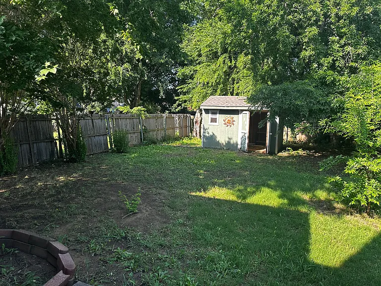 1809 Estates Dr — Photo 24