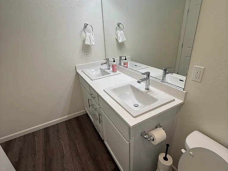 733 Veronica Ct — Photo 11