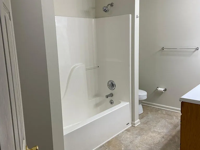 409 Spring Ave NW — Photo 10