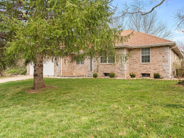 1319 Woodcastle Road, Nixa, MO 65714