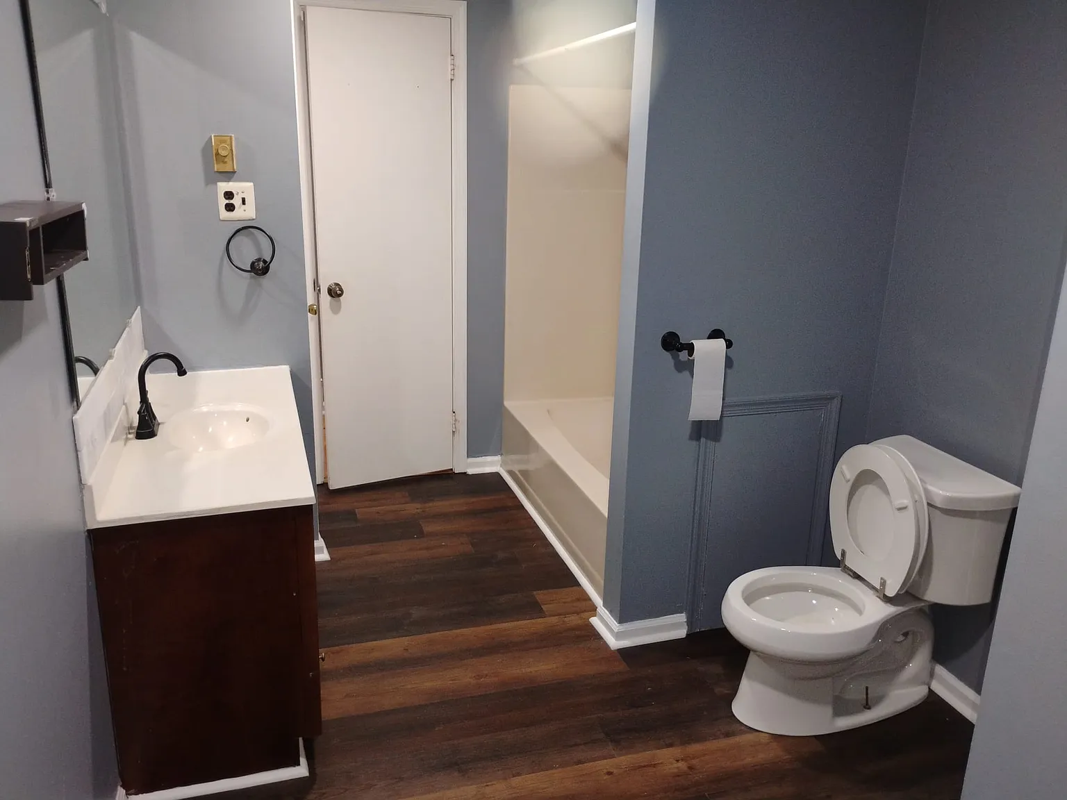 3 bed, 1500 sqft, $2,300 — Photo 4