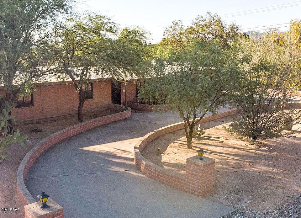 1st image of 8771 N Paseo Norteno