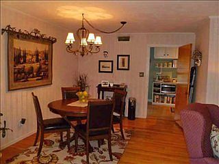 5th image of 2404 Pine St