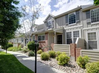 874 S Granby Cir, Aurora, CO 80012