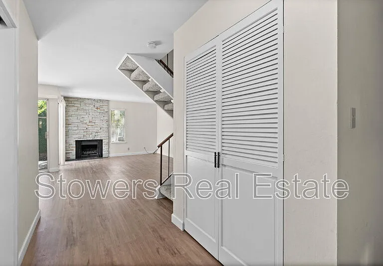 433 Garden Creek Pl — Photo 4