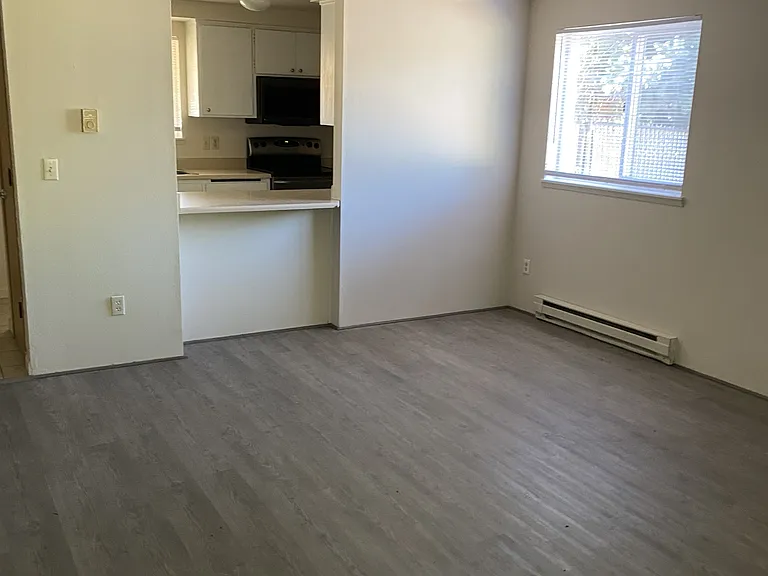 505 Louis J Ave — Photo 2