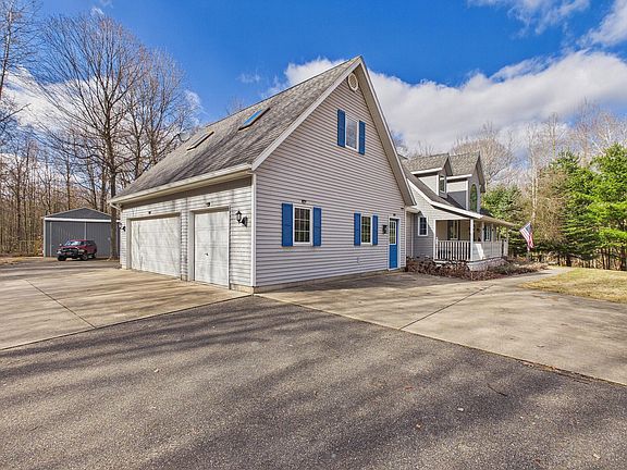 3rd image of 10345 Red Oak Rdg