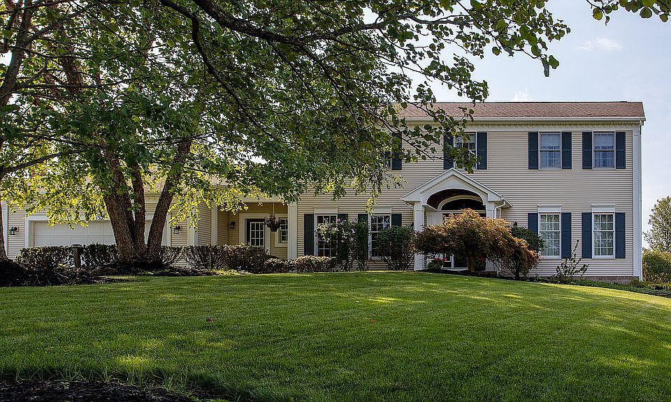 15 Thrush Field Way