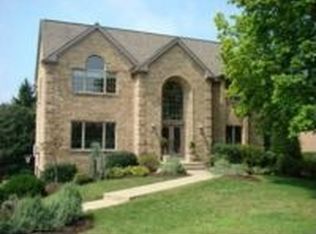 177 Bittersweet Cir, Venetia, PA 15367