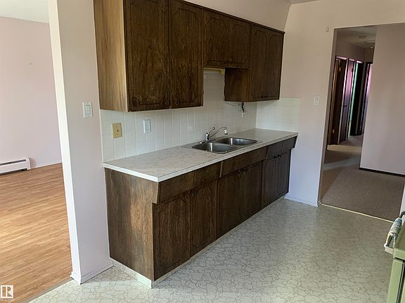 4th image of 8924 85th Ave NW