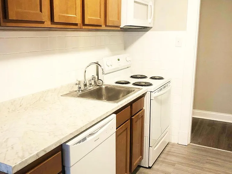3300 Jefferson Ave — Photo 27