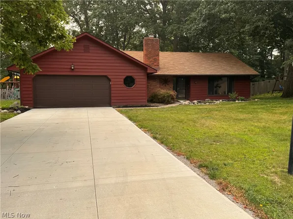 421 Armour Rd, Avon Lake, OH 44012