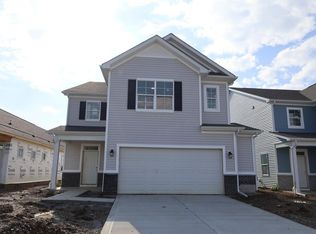 1024 Dawsons Dr, Hebron, OH 43025