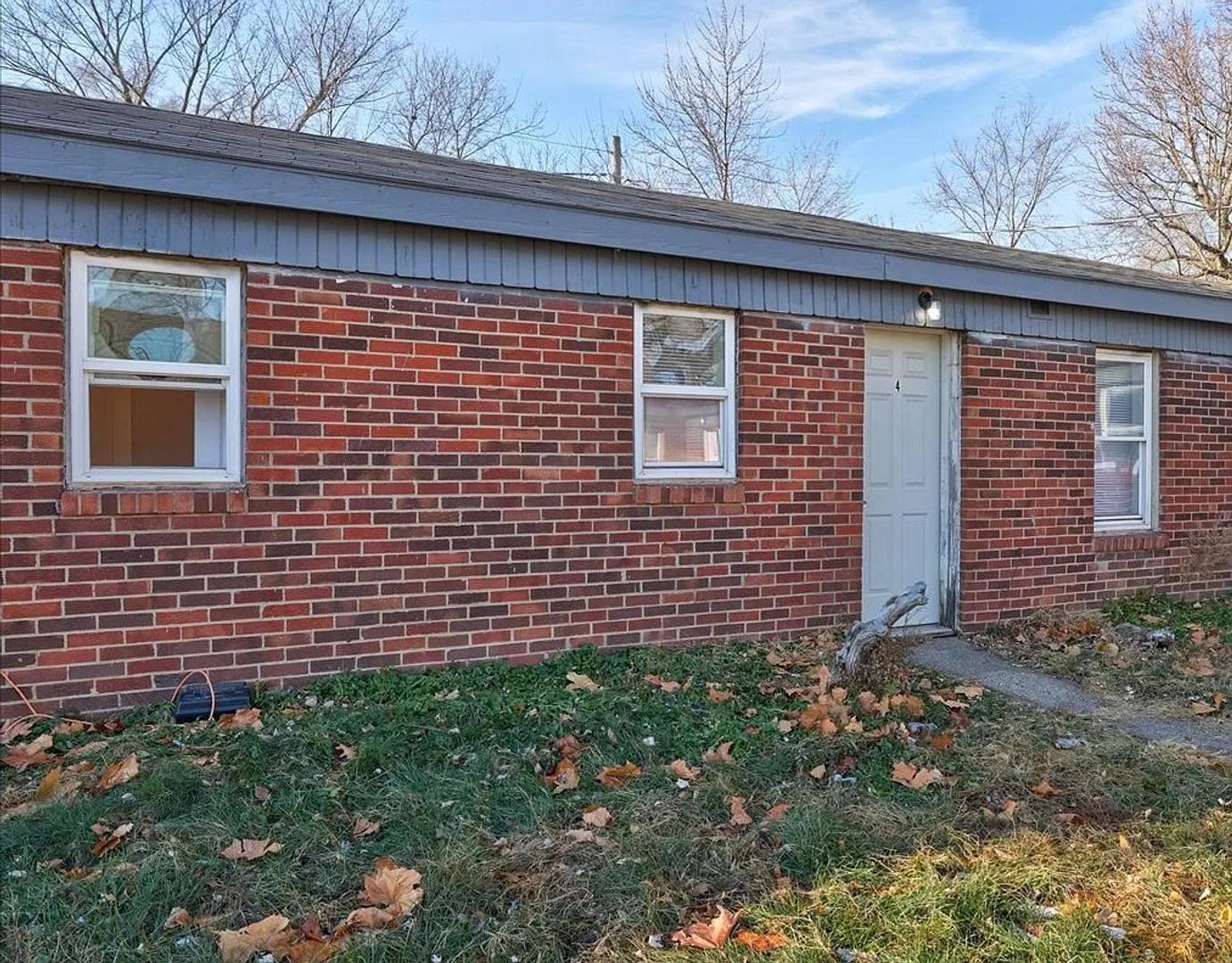 125 NW Aurora Avenue — Photo 2