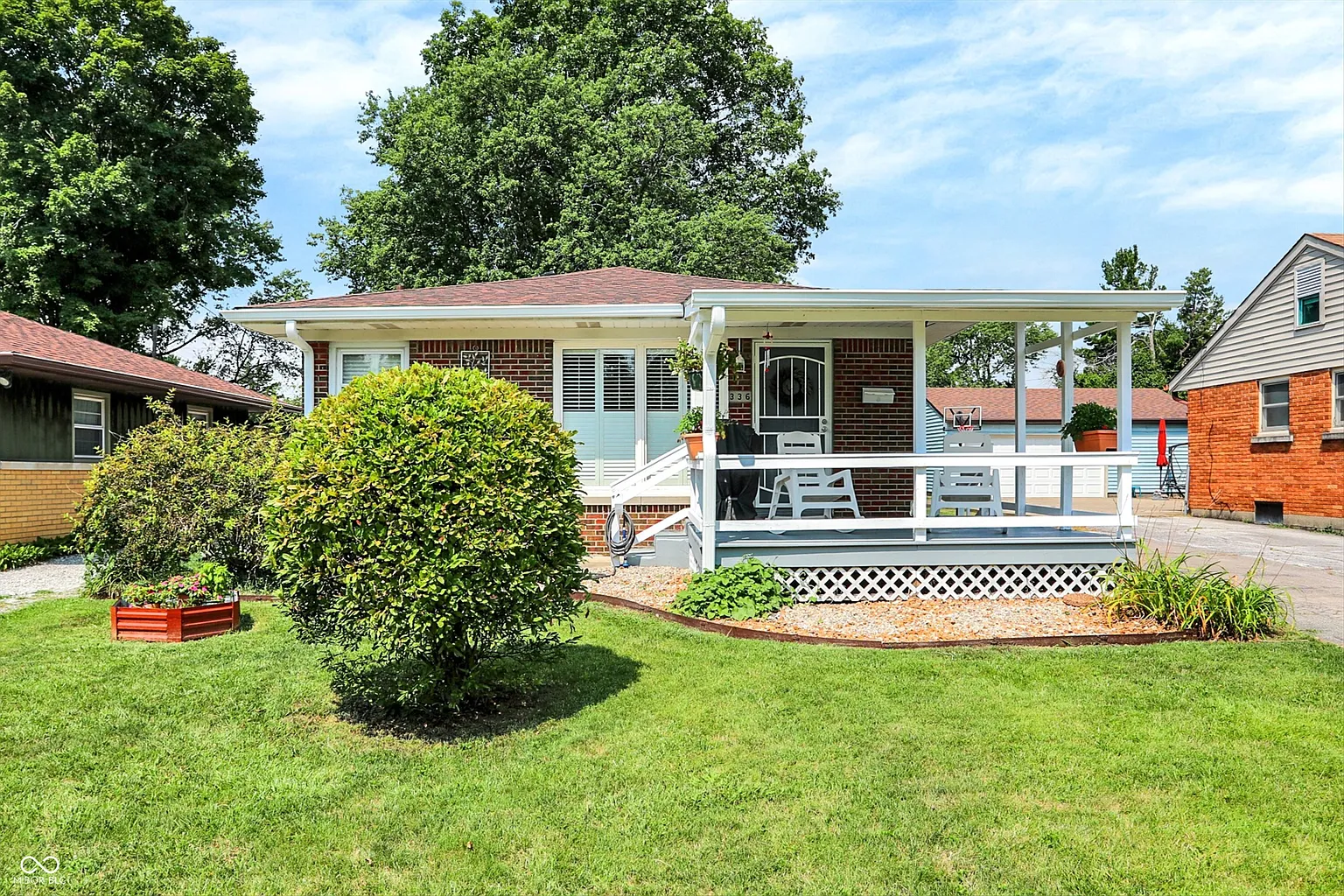 336 Cecil Ave photo 1