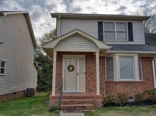 6 Hillington Pl, Greer, SC 29651