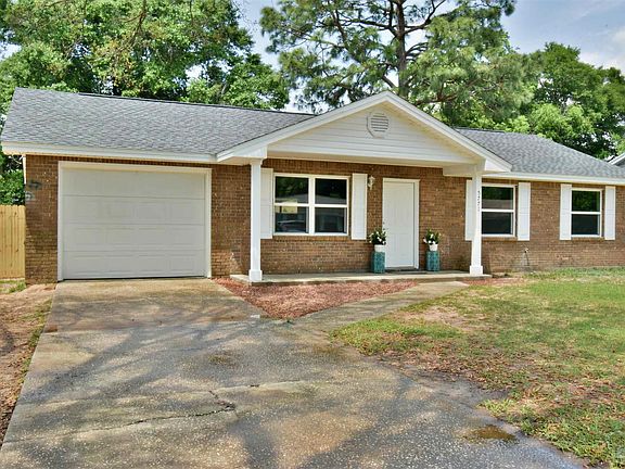 3rd image of 5771 Hermosa Cir