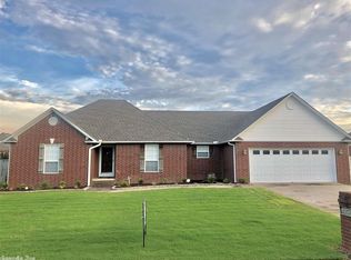 2105 Caleb Dr, Searcy, AR 72143