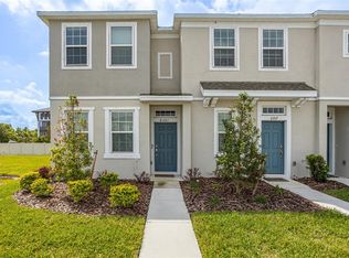 6361 Fairmont Ln, Palmetto, FL 34221