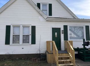 1612 E Cummins Ave, Springfield, IL 62702