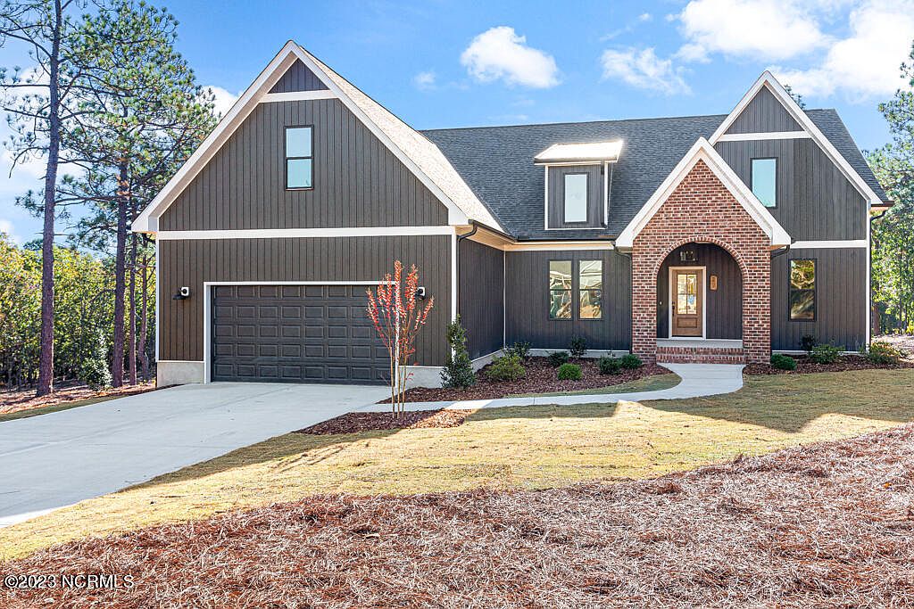 27 Forest Lake Drive