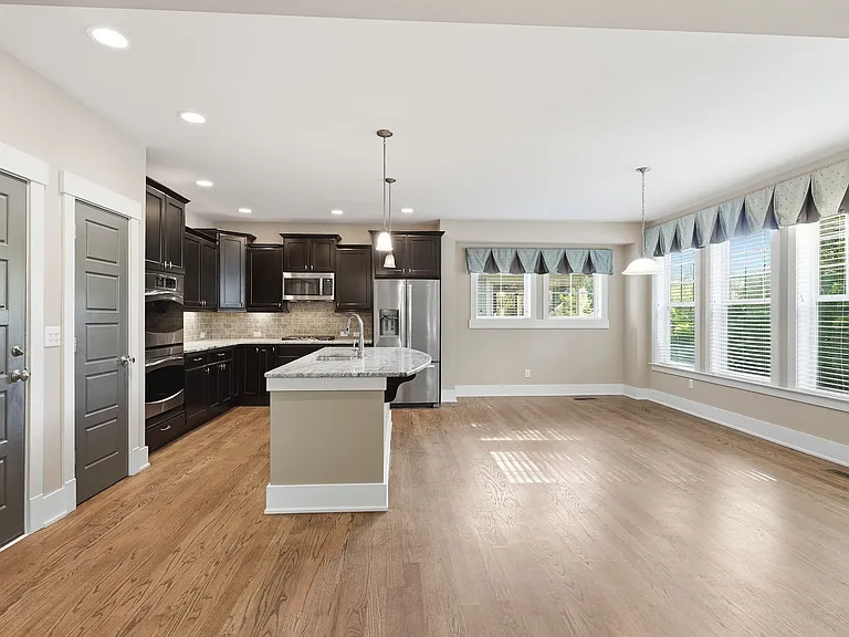 224 N Serenity Hill Cir — Photo 8