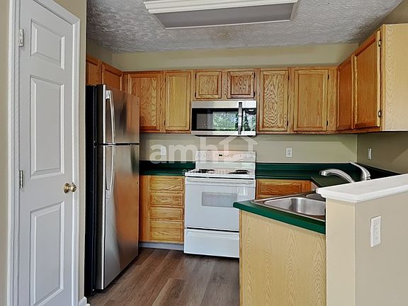3rd image of 2282 Villagewood Ct