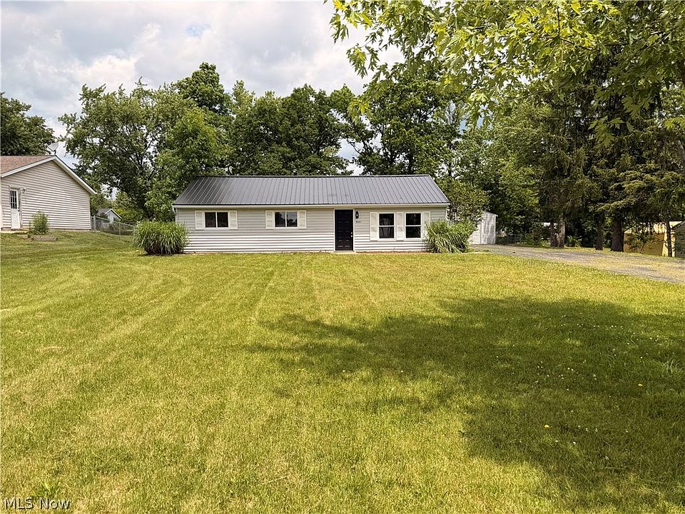 1st image of 9431 Briar Dr
